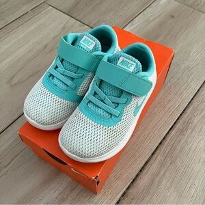 Nike Free Run sneakers
